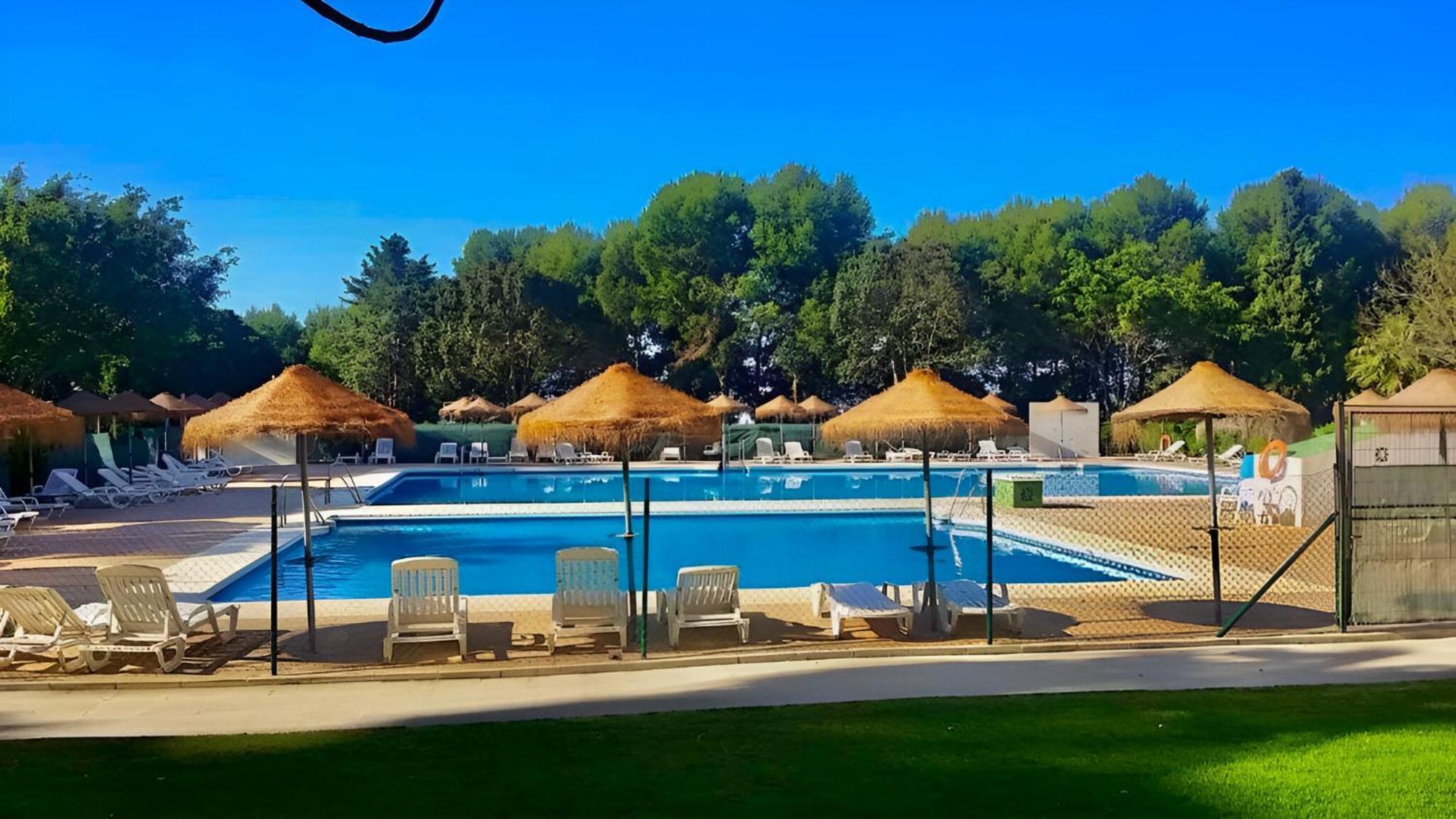 Luxury Suites Sunset Beach بينالماذينا المظهر الخارجي الصورة