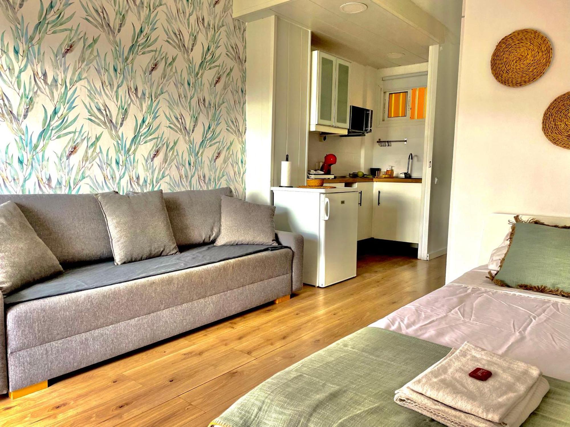 Luxury Suites Sunset Beach بينالماذينا المظهر الخارجي الصورة