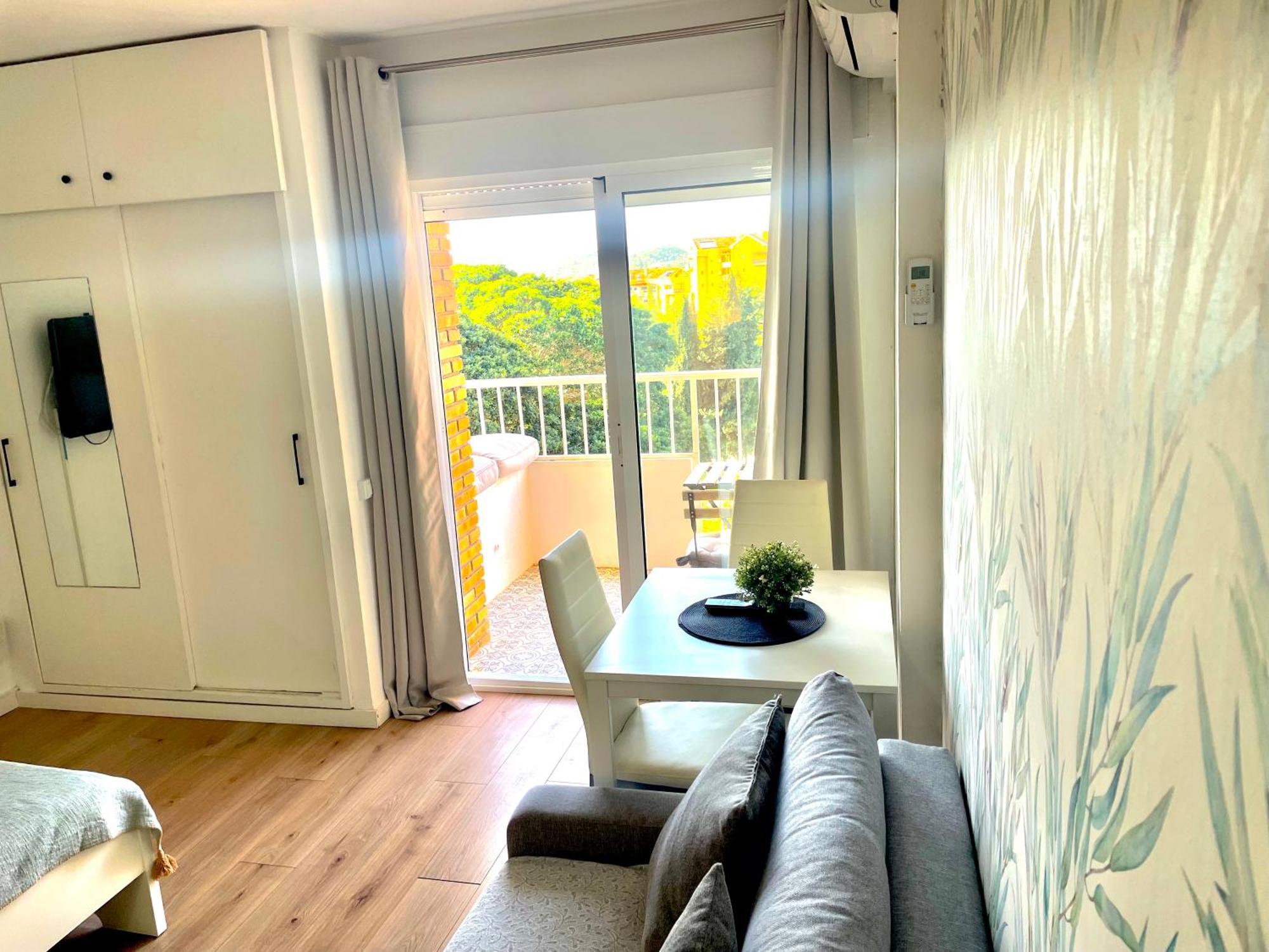 Luxury Suites Sunset Beach بينالماذينا المظهر الخارجي الصورة